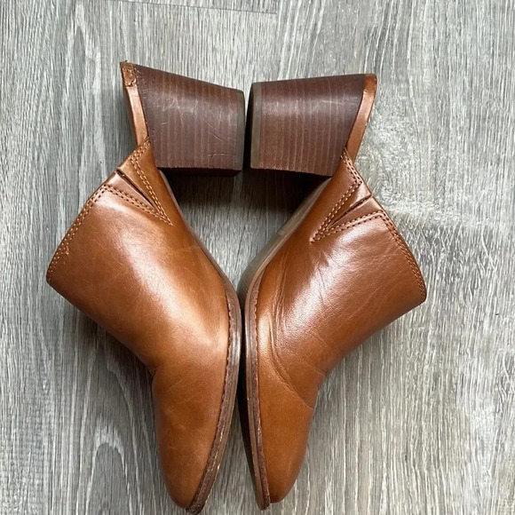 Madewell Harper Mules-English Saddle - Picture 6 of 12